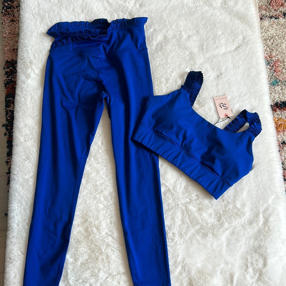 NWT Blue workout set